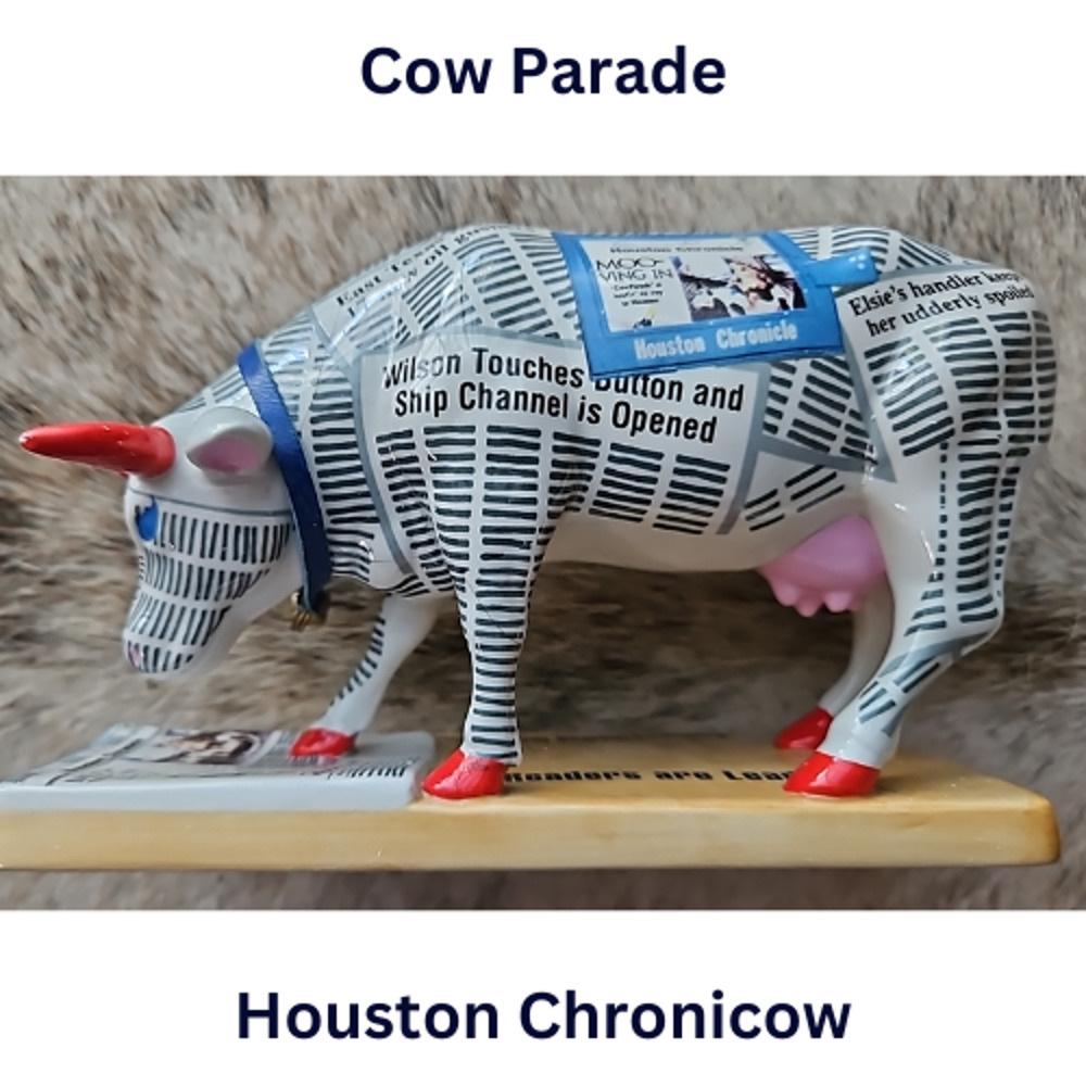 Cow Parade Houston Chronicow with Original Box 2001 Pre-Loved